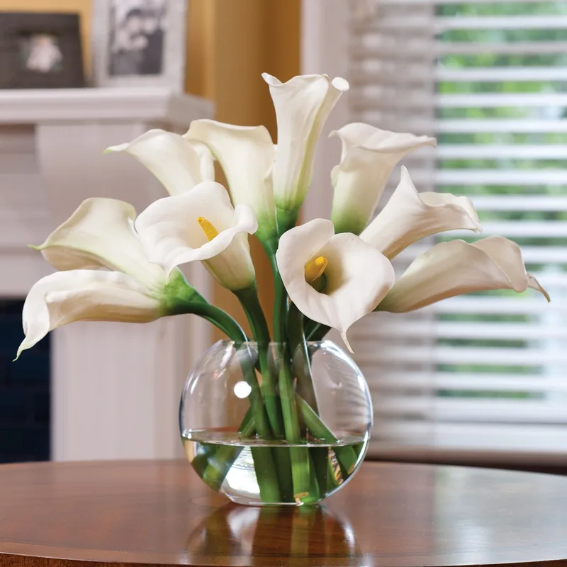 Calla Lily silk flower centerpiece in White